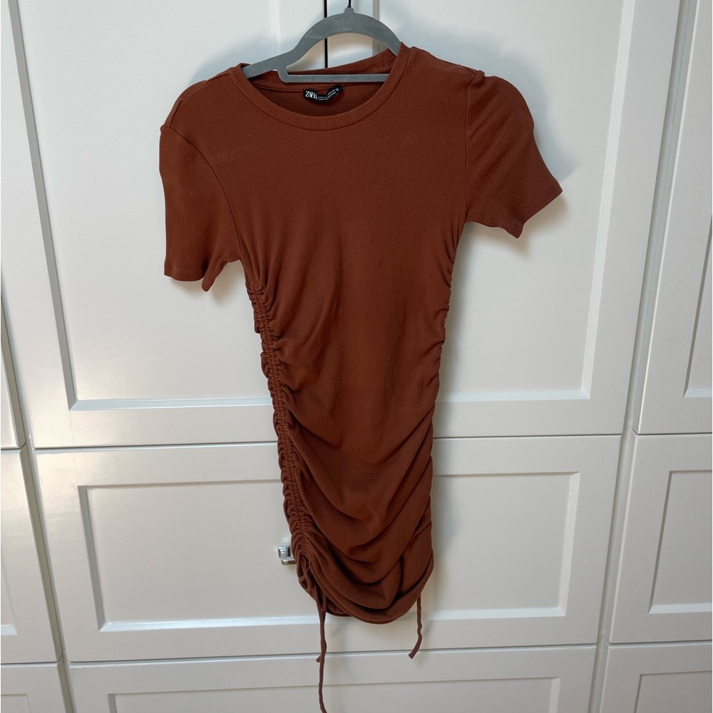 Rust orange scrunched sides dress!